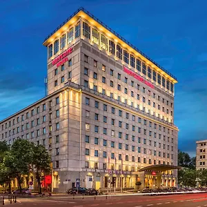https://mercure-grand.warsawhotelspoland.com