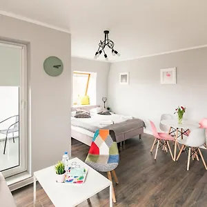 https://apartamenty-stare-zoo.poznan-hotels.com